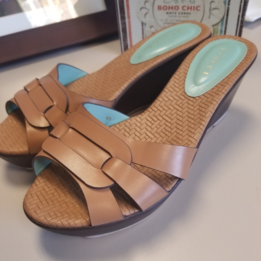 Vincci Sandals